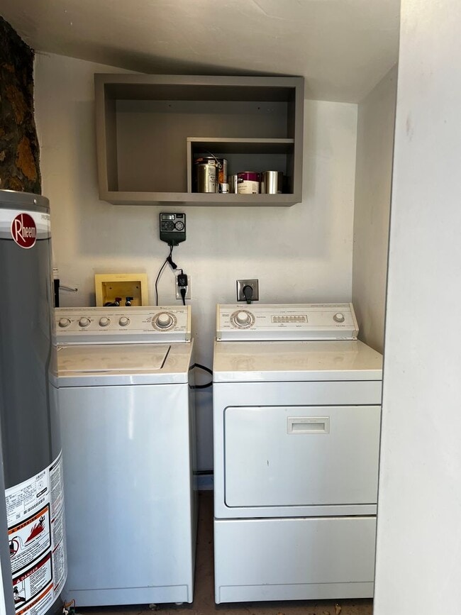 Building Photo - 2 Bedroom 1 Bath Single Family Home in Prescott