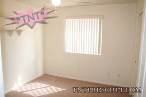 Building Photo - Home in Prescott Valley