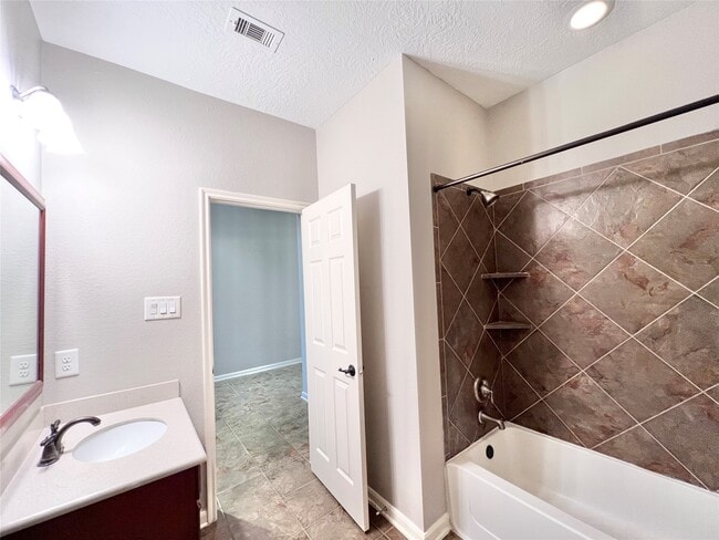 Building Photo - 2906 Coastal Prairie Ln