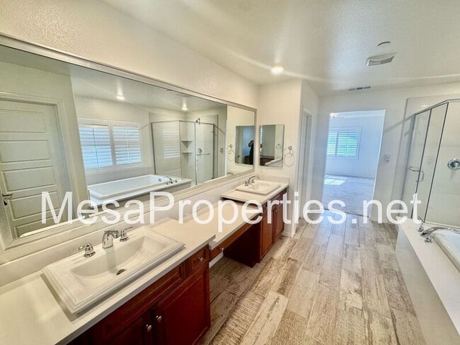 Building Photo - 13187 Oatman Dr