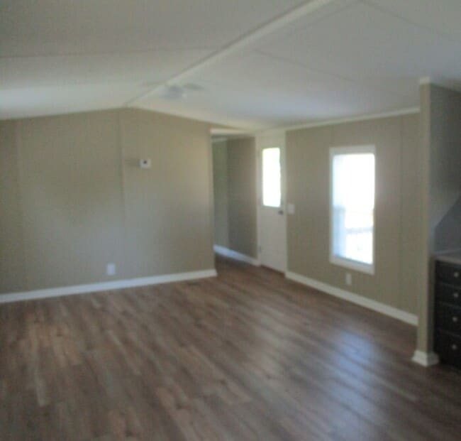 Building Photo - 24671 Ridgecrest Rd