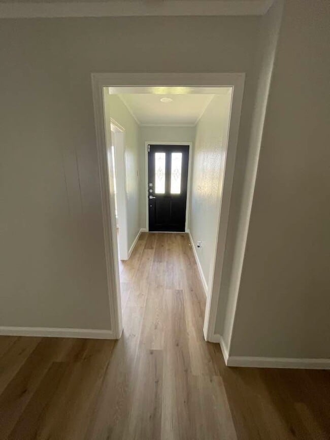 Building Photo - 11002 Segrest Dr