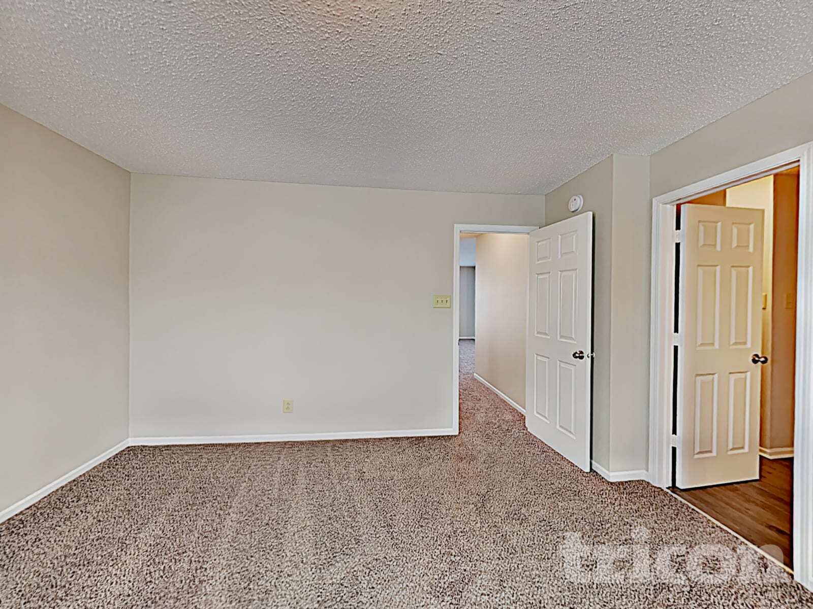 Building Photo - 10813 Inspiration Dr
