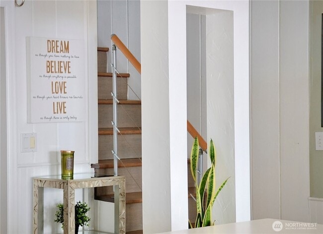 Building Photo - 14300 Frans Dr