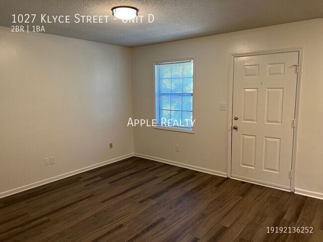 Building Photo - 1027 Klyce St