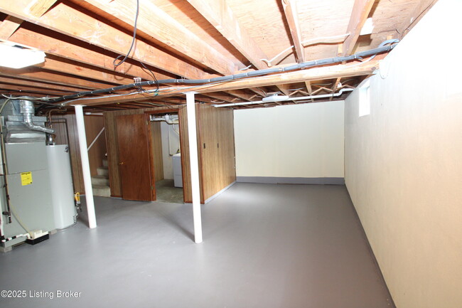 Building Photo - 3026 Kaye Lawn Dr