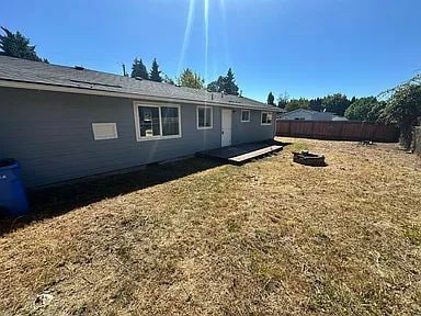 Building Photo - 1208 NE 75th St