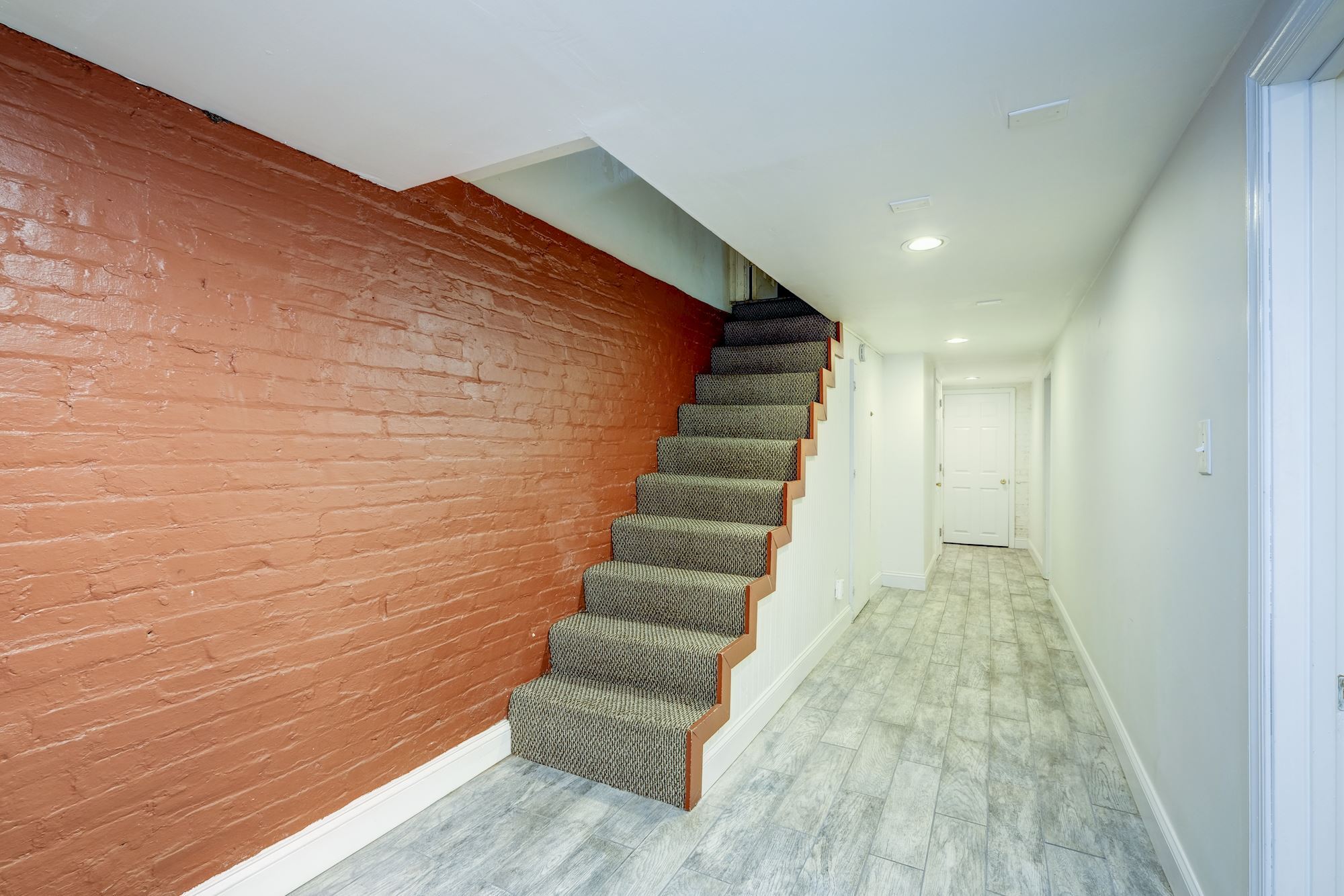 Basement Floor - Hallway - 237 11th ST SE