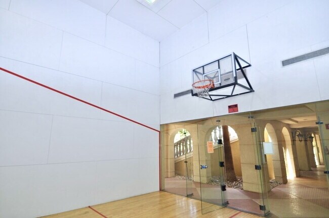 Building Photo - Luxury Mid-Rise | Guard Gated | Underground Garage Area | Resort Style Amenities