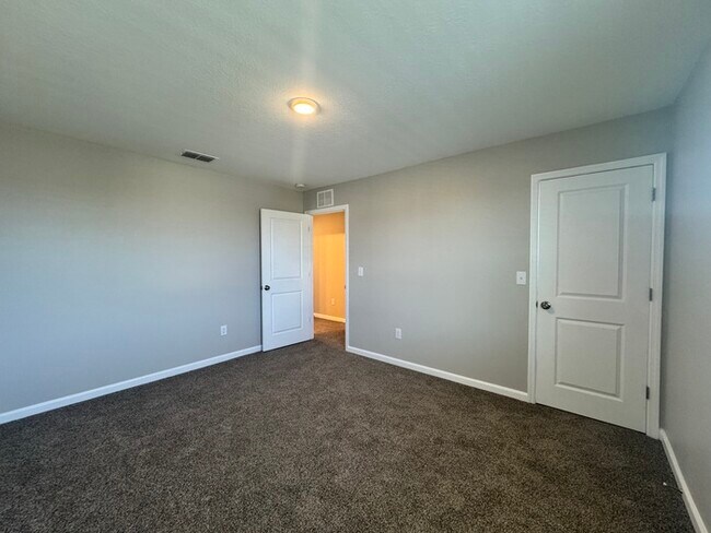 Building Photo - 4 Bed/3 Bath/2 Car Garage New Construction...
