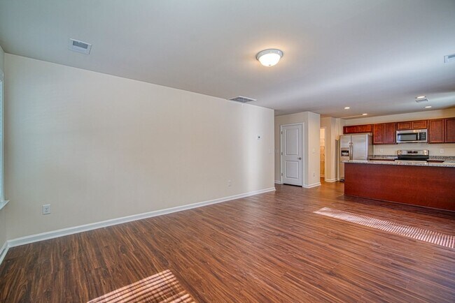 Building Photo - 580 Millsgate Cir