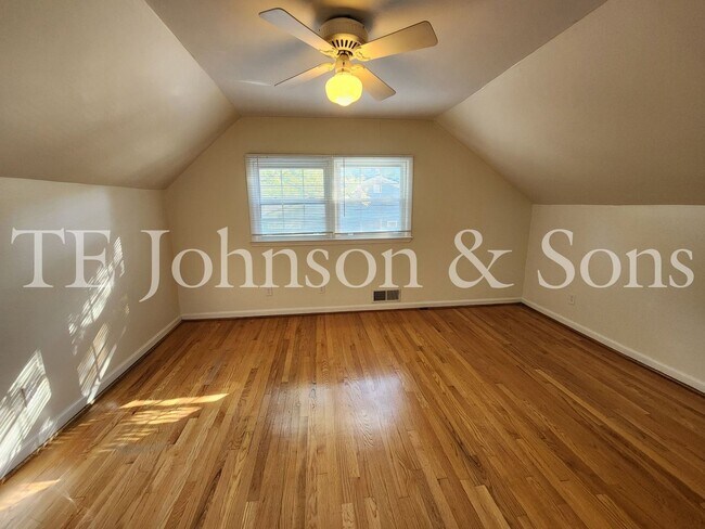 Building Photo - Guilford Hills 3 Bedroom