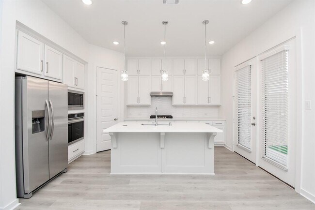 Building Photo - 6507 Bramble Cv Ln