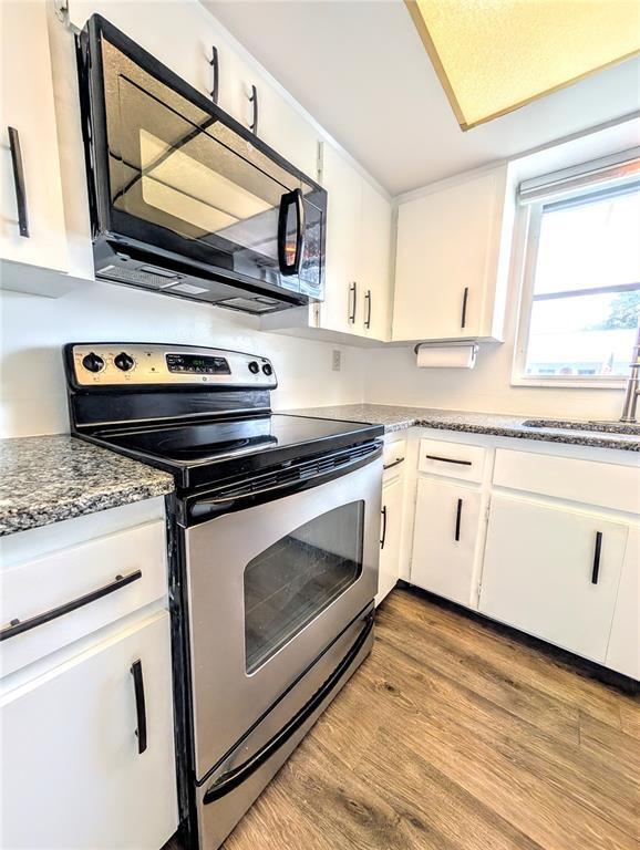 Building Photo - 6099 Coral Way