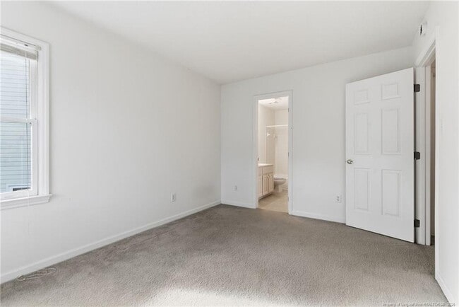 Building Photo - 114 Covewood Ct