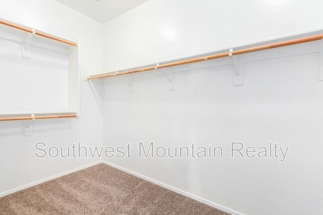 Building Photo - 41261 W Laramie Rd