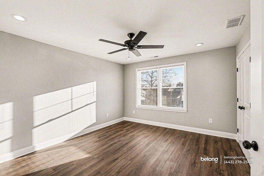 Building Photo - 8478 Garden Rd