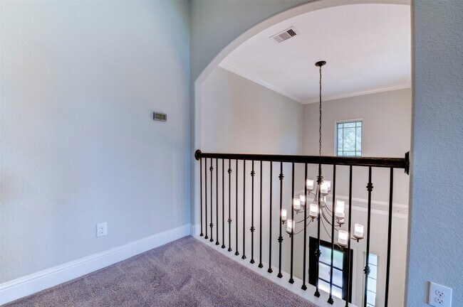 Building Photo - 19403 Trinity River Dr