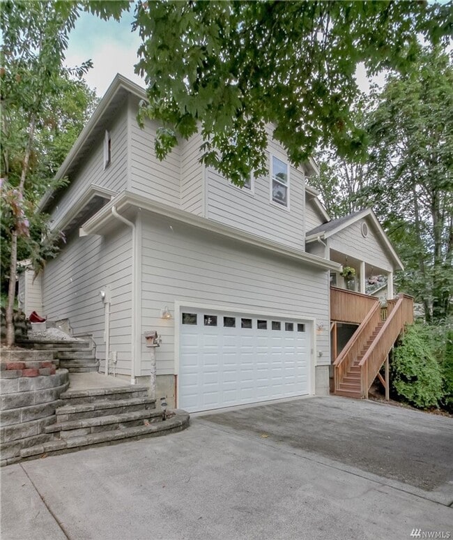 Building Photo - 3Bd/2.5Ba Renton House