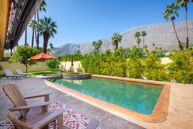 Building Photo - 387 S Cahuilla Rd