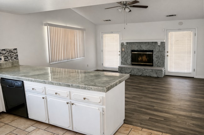 Building Photo - 12553 Foxtail Ln