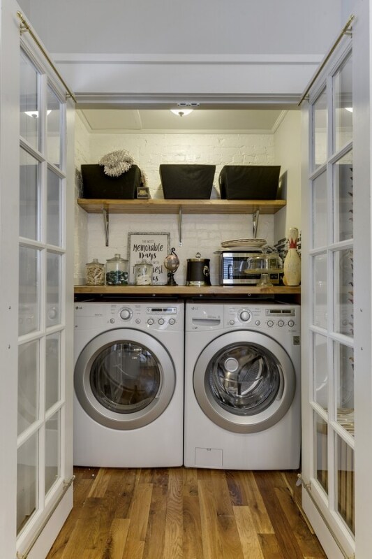 Building Photo - 1900 Columbus Ave.