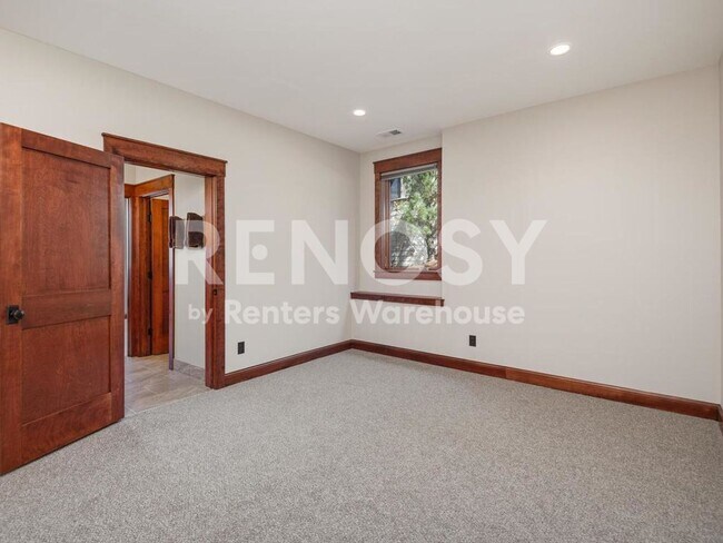 Building Photo - 1912-1 Linner Woods Ct-