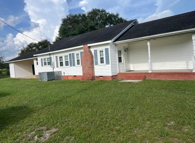 Primary Photo - 3810 Bluff Rd