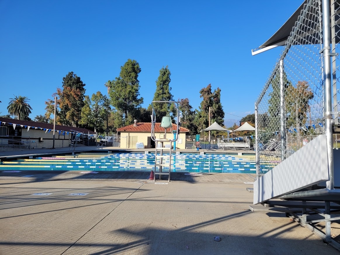 Building Photo - 305 N Palm Ave