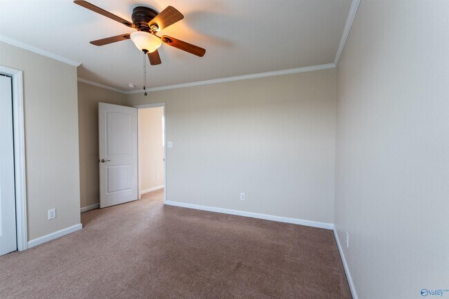 Building Photo - 3474 Avalon Lake Dr SW