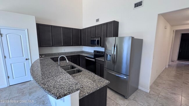 Building Photo - 759 Simeon Dr