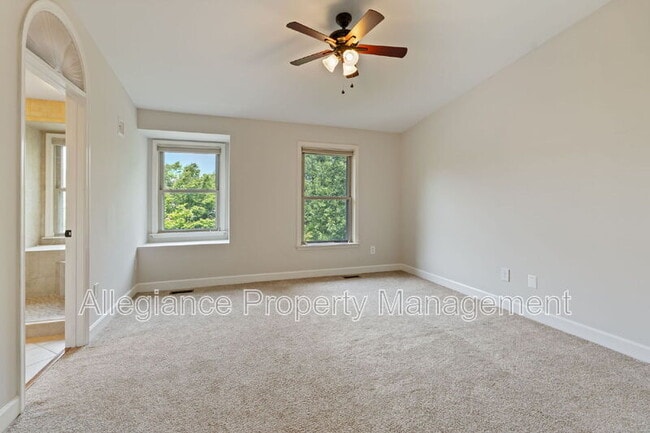 Building Photo - 3915 Green Look Ct