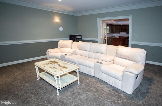 Building Photo - 6125 Old Dominion Dr