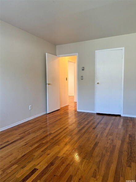 Building Photo - 16-24 157th Street Unit 1