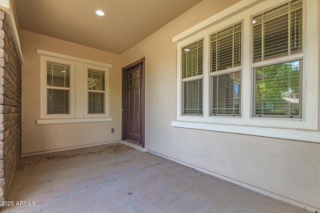 Building Photo - 14762 W Georgia Dr