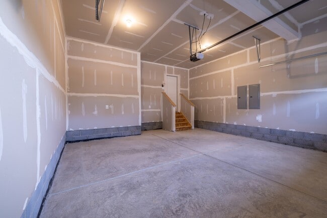 Building Photo - 11541 Chapman Ml Dr