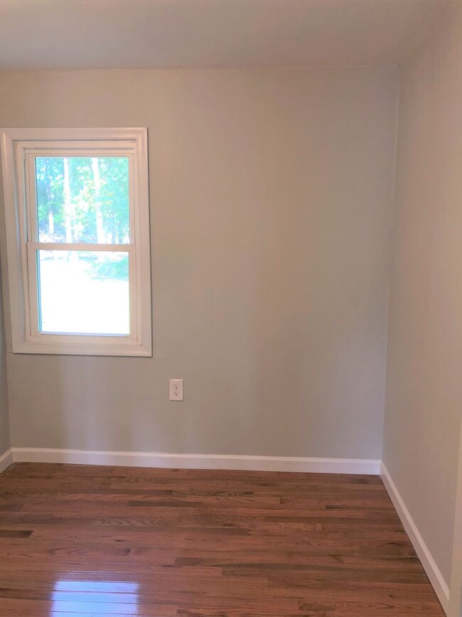 Building Photo - Glassboro - 3 Bedroom, 1 Bath