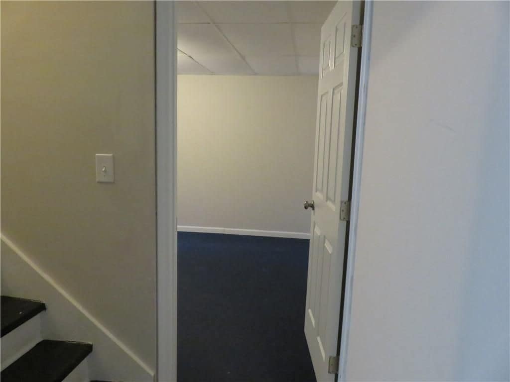 Building Photo - 204 Twin Pines Ct