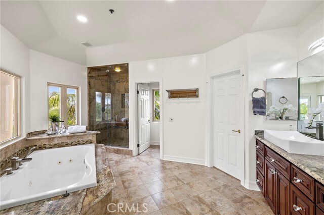 Building Photo - 33741 Shamrock Ln