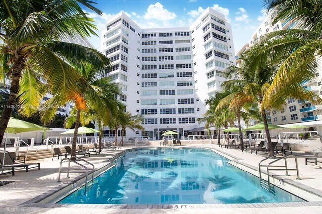 Building Photo - 4925 Collins Ave