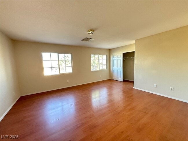 Building Photo - 7545 Slipstream St