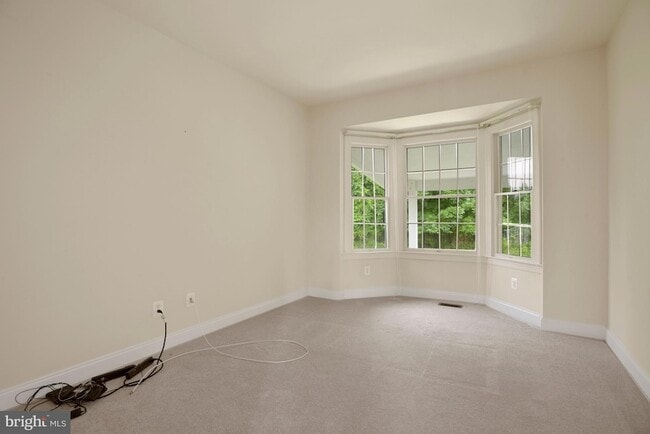 Building Photo - 23353 Lennoxville Way