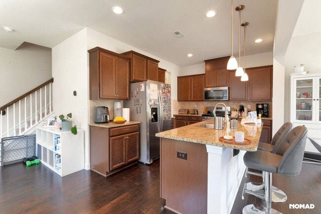 Building Photo - 5620 Garrow Glen Rd