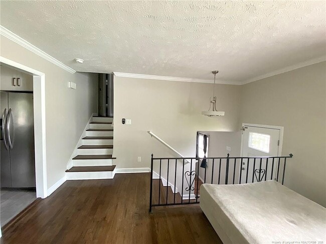 Building Photo - 3308 Cranbrook Dr