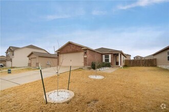 Building Photo - 112 Millers Lp