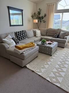 Building Photo - 625 Edgewood Dr