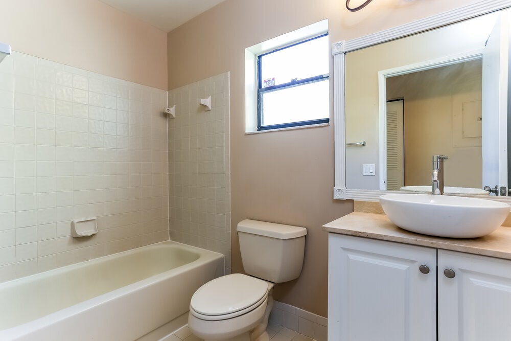 Building Photo - 21080 Woodspring Ave