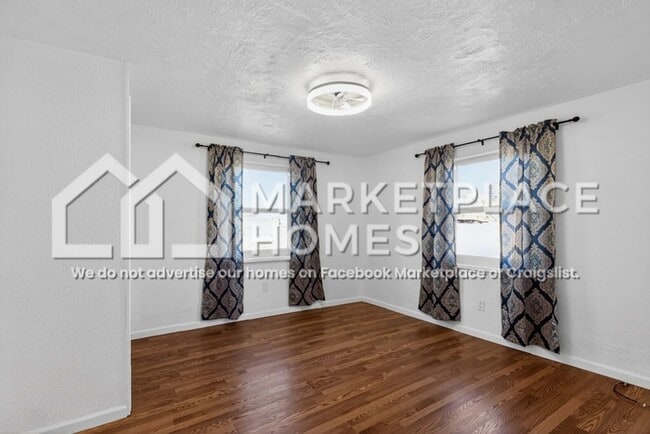 Building Photo - 1610 Jay St