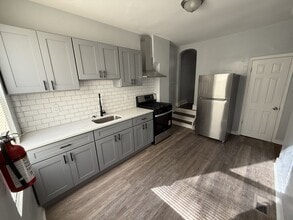 Building Photo - 1456 Kaighns Ave