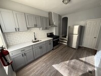 Building Photo - 1456 Kaighns Ave